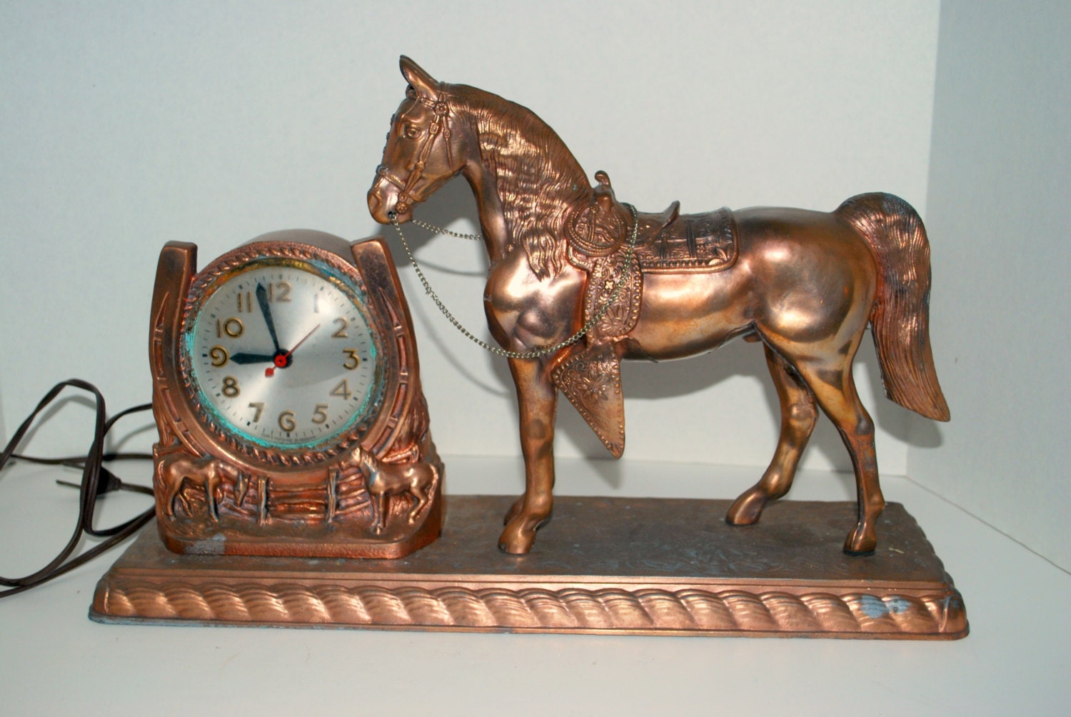 Vintage bronze horse clock horse shoe clock Sessions electric