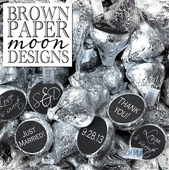 Chalkboard Round Kiss Labels 3/4 inch TextEditable