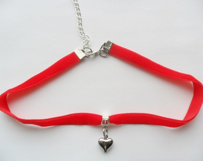 Thin Velvet choker with heart pendant and a width of 3/8” Red Ribbon Choker Necklace