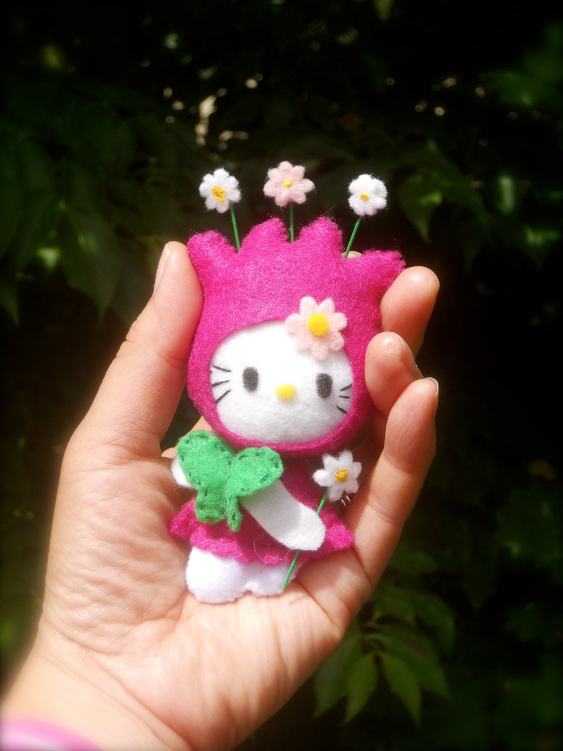  Hello  Kitty  Flower Fairy 