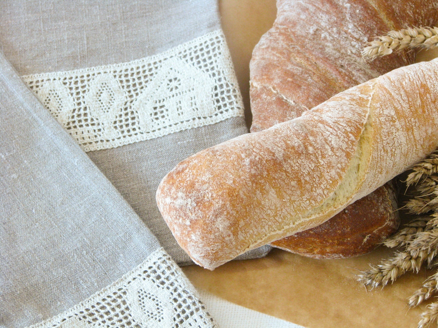 Linen Bread Bag with Lace