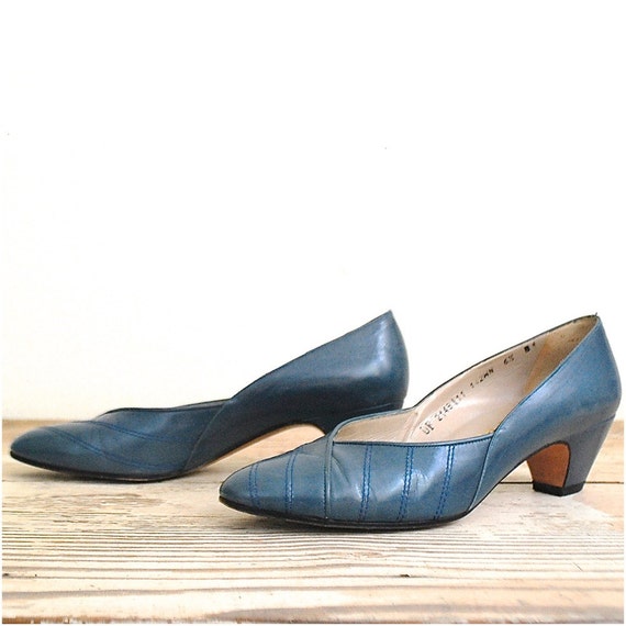 Vintage Ferragamo Heels / 1960s Salvatore by MillayVintage on Etsy