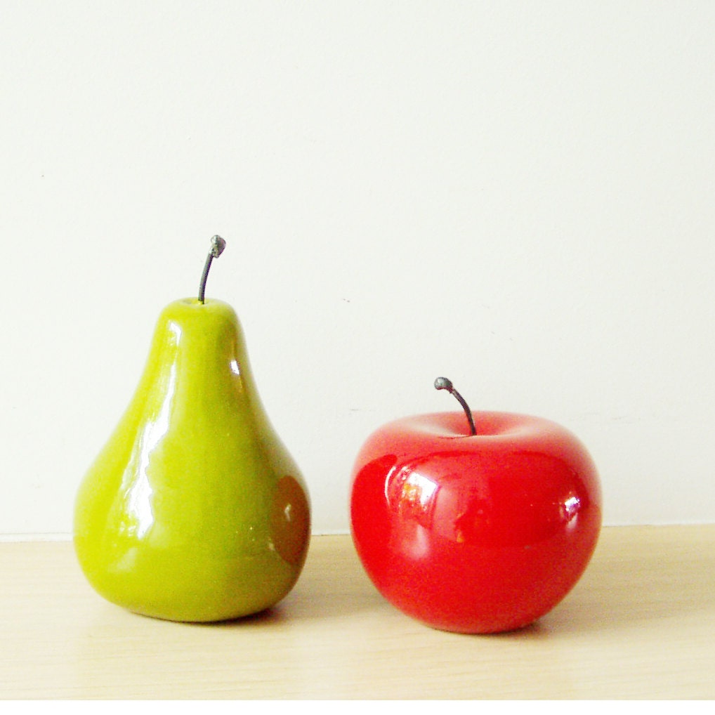 Apple and pear sculptures ceramic fruit sculptures of scarlet