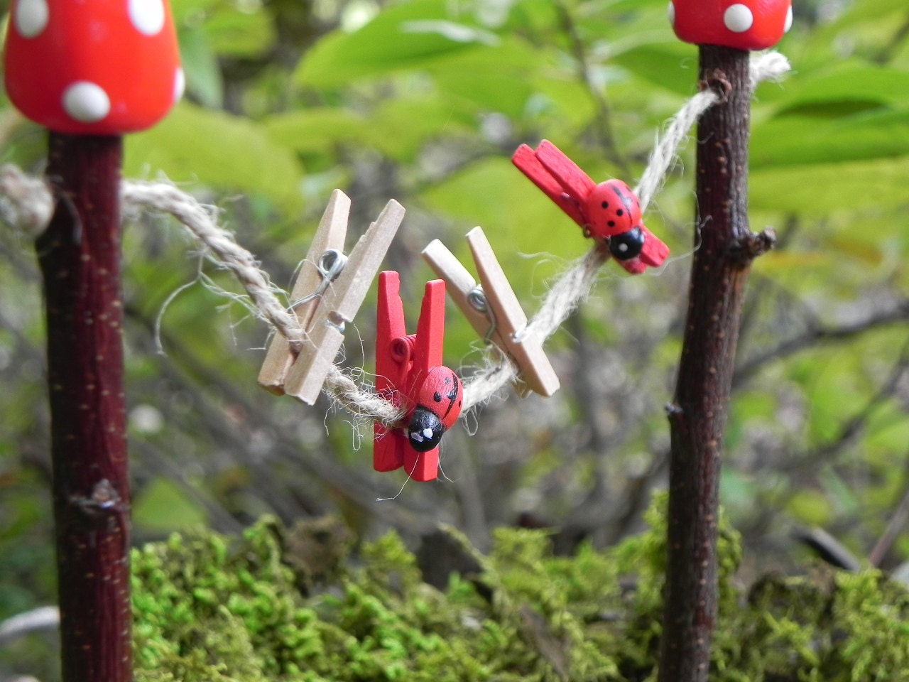 Fairy Garden Clothesline Miniature woodland with polymer clay Fairy Garden Clothesline Miniature woodland with polymer clay