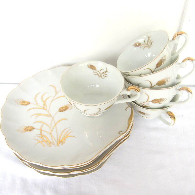 Lefton China Luncheon Plates and Tea Cups Set of 5 Hand