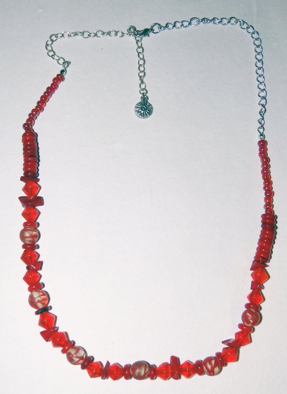 Items similar to Red Beaded Necklace on Etsy