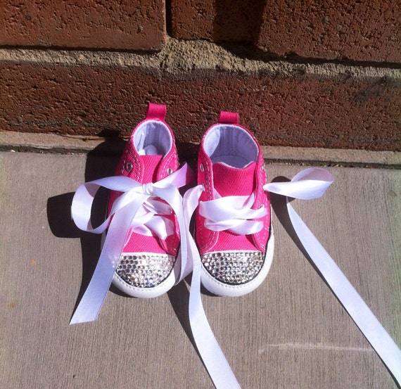 infant pink converse