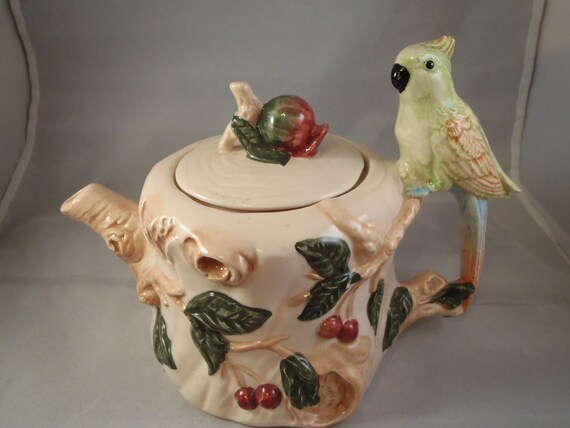 House with Bird Teapot Clearing vintage Vintage house teapot Publishers