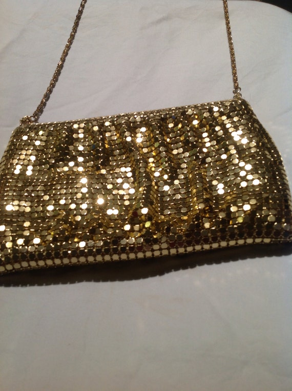 Items similar to Vintage gold metal handbag on Etsy