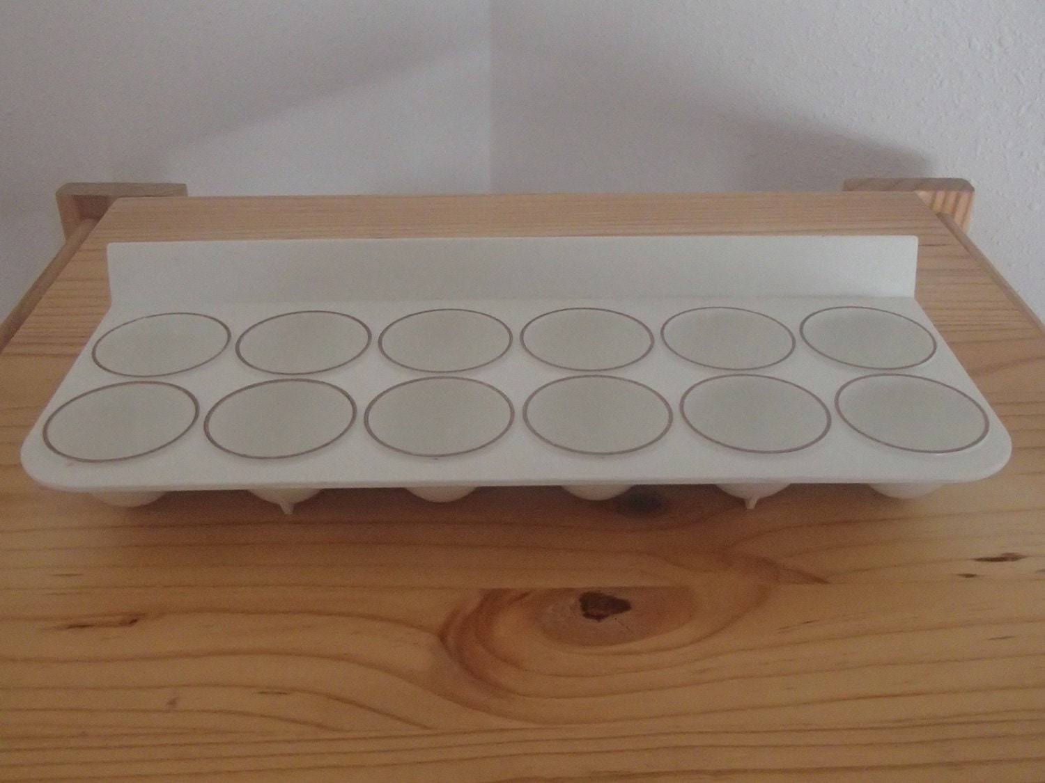Vintage Refrigerator Egg Tray – Haute Juice