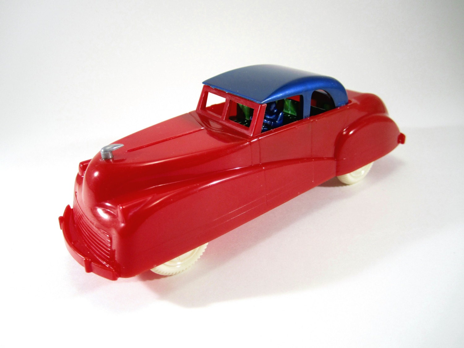 RENWAL 39 Convertible 1950s Plastic Toy Car Red &amp; Blue