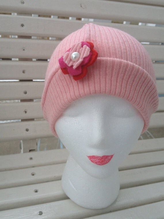 Upcycled ribbed pink merino hat with red and pink flower by Jamnee