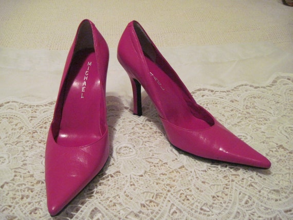 fuschia dress shoes