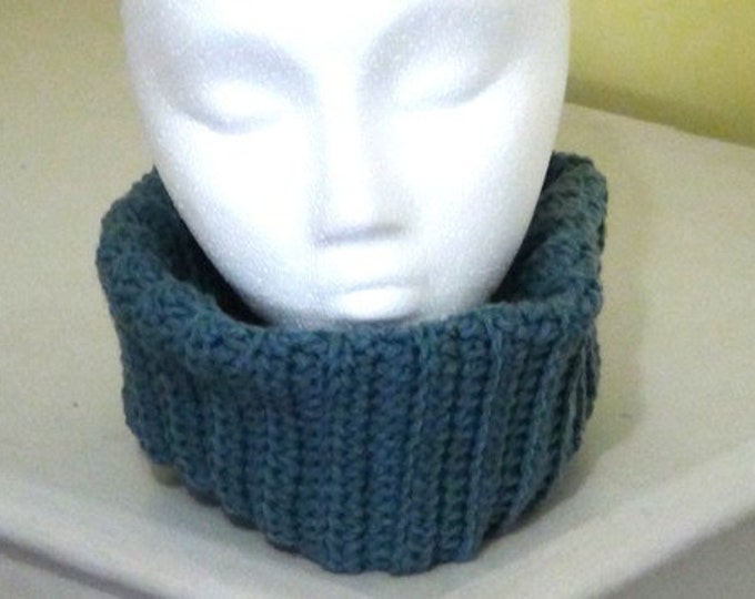 Fitted Cowl Neckwarmer - Blue