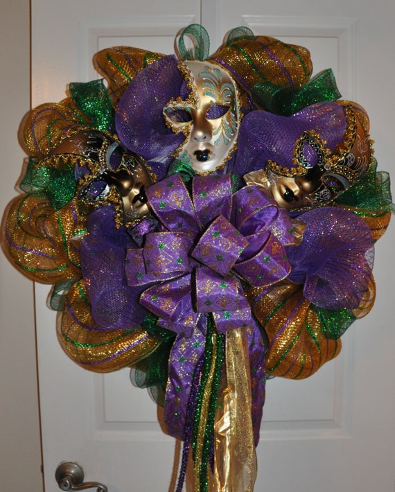 Beautiful Large Mardi Gras Wreath with Masks