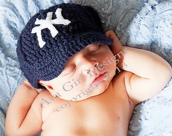 Yankees baby clothes, Yankees baby baseball cap, New York Yankees baseball hat, baby baseball cap, baby baseball photo prop