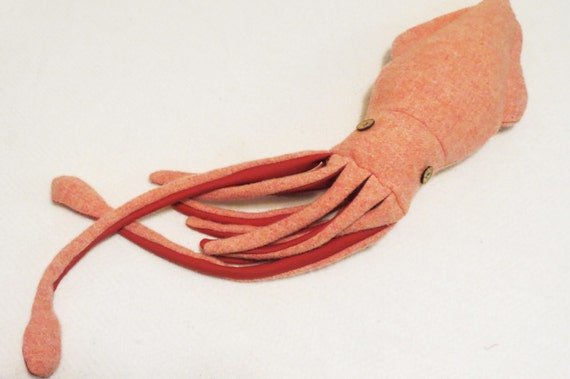 mochi squid toy