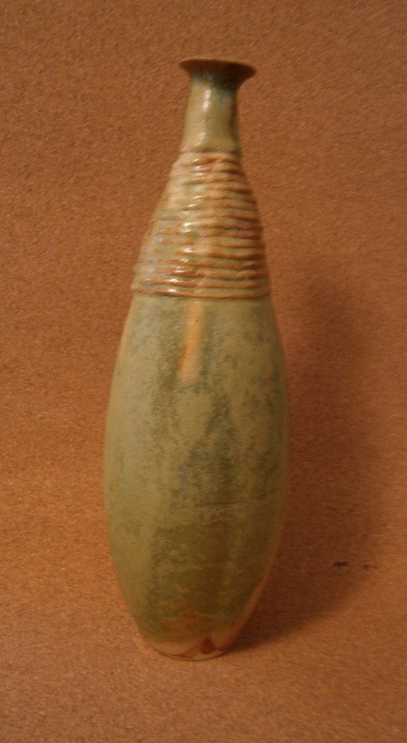 Items similar to Tall narrow vase on Etsy