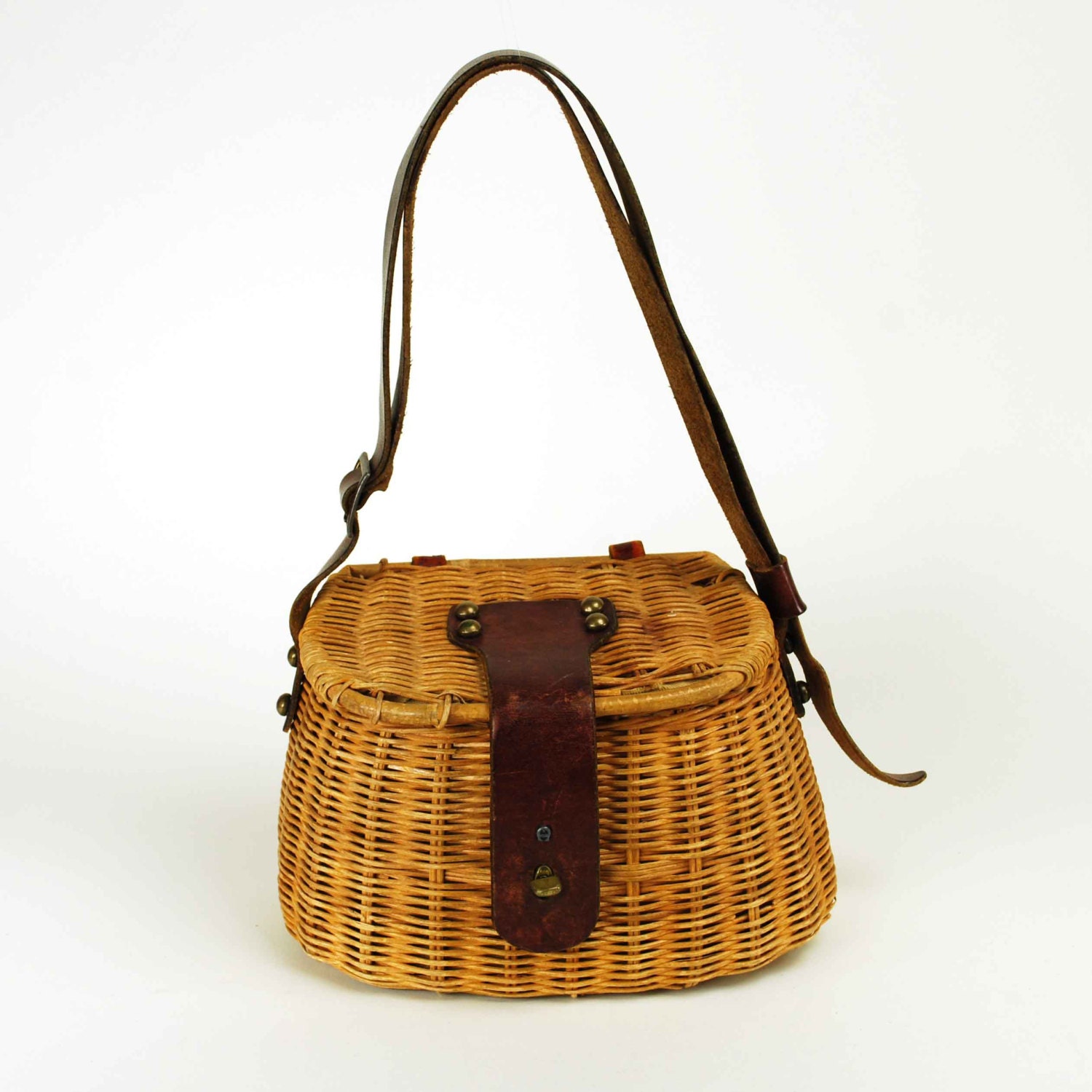 Vintage Etienne Aigner Wicker Basket Fishing Creel Purse