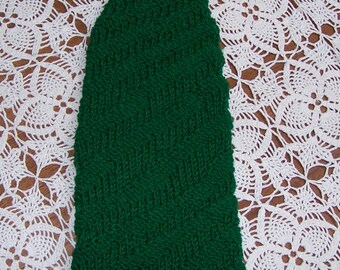 Kelly Green Spiral-Knit Hat