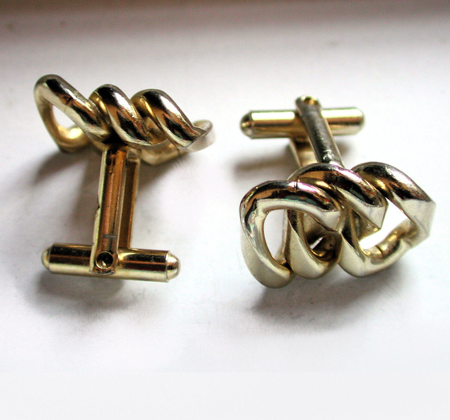 Chain Link Cufflinks Gold Tone Heavy Bold Vintage by MisterBibs