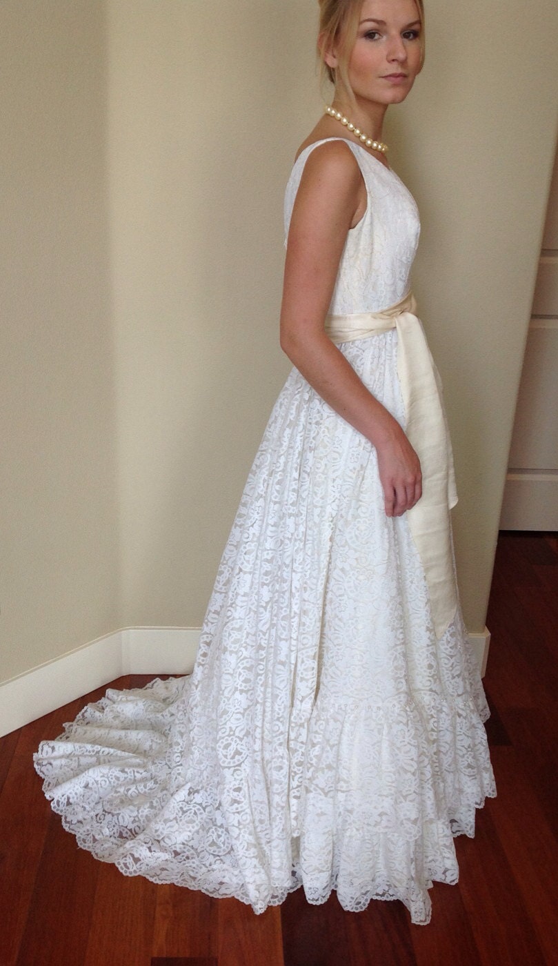 Wedding Dresses 80S : Thinking of an 80&rsquo;s Themed Wedding? Here are 13