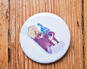 Beaver button/ Beaver pinback / Beaver badge / stocking stuffer /Beaver pinback button