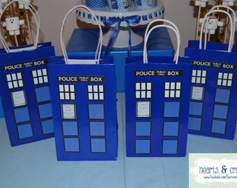 Doctor Who Party Favor / Gift Bag - Tardis Birthday Party Printable - FILE to PRINT DIY