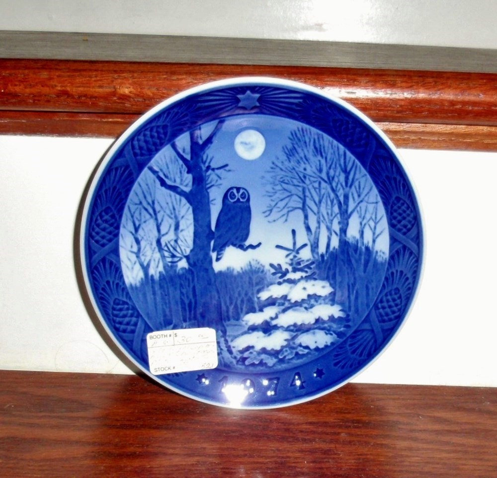 ROYAL COPENHAGEN PLATE Winter Twilight Porcelain Collector
