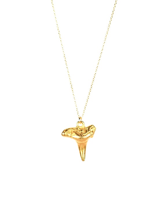 Gold shark tooth necklace  shark tooth necklace  a 22k by BubuRuby Gold shark tooth necklace - shark tooth necklace - a 22k gold... 