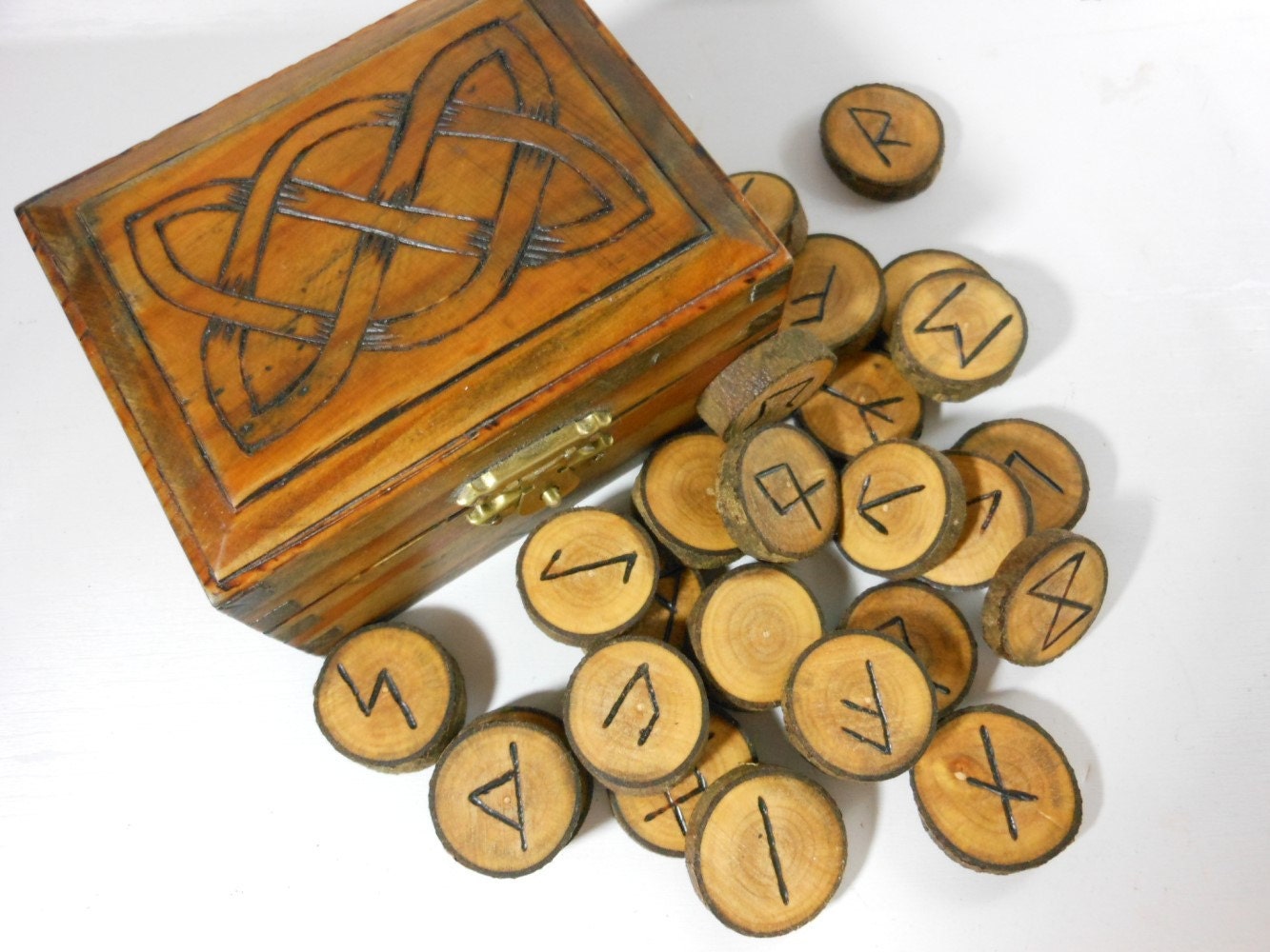 ELDER FUTHARK RUNES Oak Wood Rune Set By BlythHouseCreations