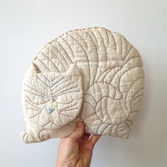 kitten cushion