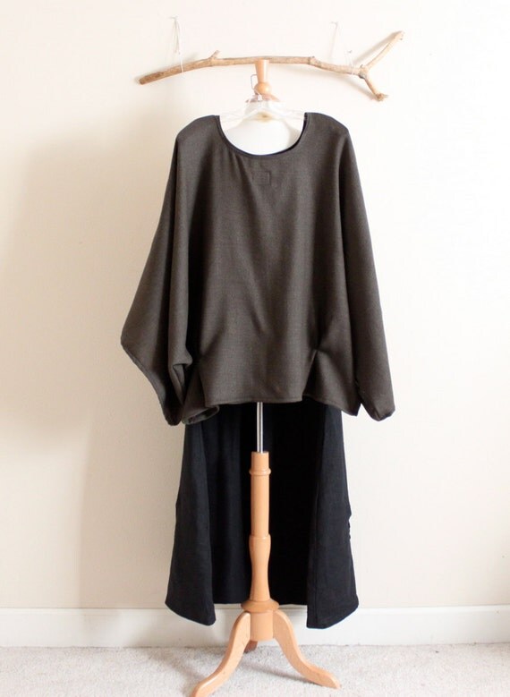 over size herringbone wool kimono wide sleeve top with folds