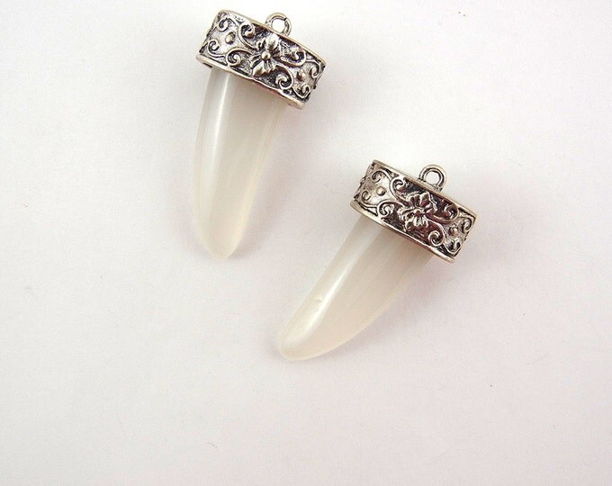 Pair of Tribal White Acrylic Horn or Claw Shaped Charms Silver-tone