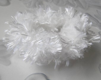 White Scrunchies, Crocheted Ponytail Holder, Set of 2 Hair Scrunchies, Crochet Scrunchies, Girls Hair Accessory, 2 Scrunchies