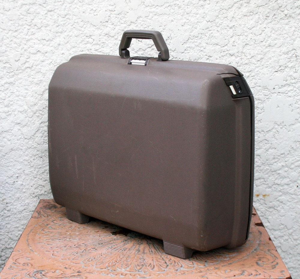 oyster suitcase