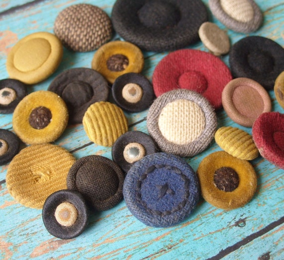 25 Vintage Fabric Covered Metal Buttons Lot