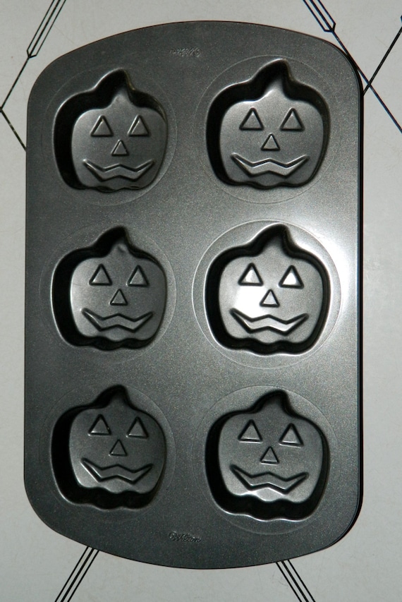 Halloween Baking Pan Wilton 6 Jack O Lantern Mini Cake Kitchen Cupcake 