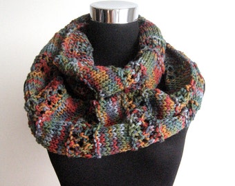 Items similar to Eternity Scarf / Knit Infinity Cowl in Chunky Cream on ...