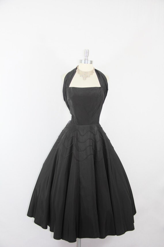 1950's Vintage Party Dress Black Taffeta Halter Femme