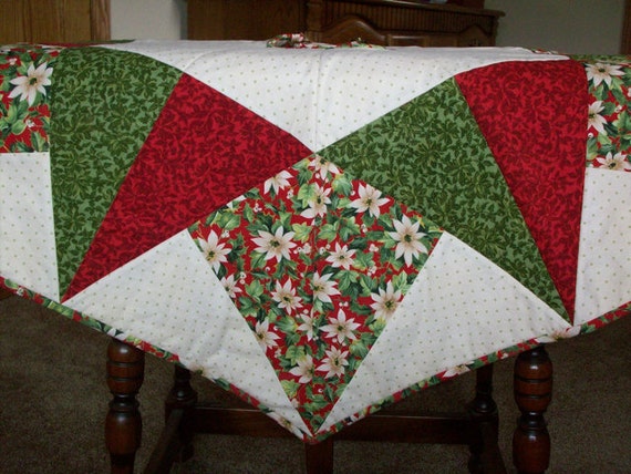 poinsettia quilted christmas tree skirt by llgquilts on etsy poinsettia quilted christmas tree skirt by llgquilts on etsy