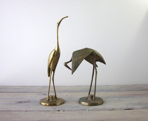 crane bird figurine