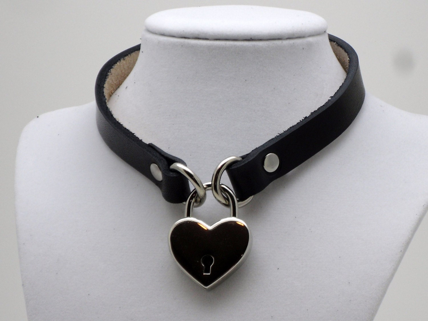 Locking Submissive Collar lock included Free US Shipping