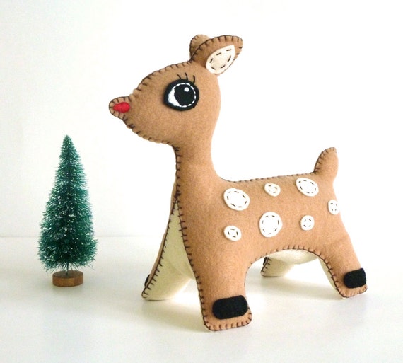 Woodland Animal Stuffed Deer PATTERN // Sew by LittleHibouShoppe