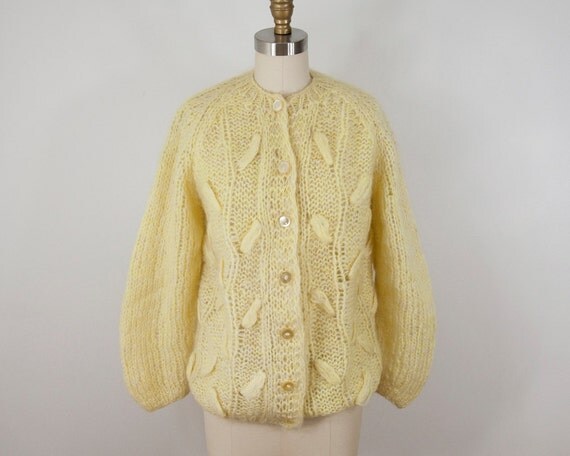 60s Vintage Pale Yellow Mohair Cardigan S M