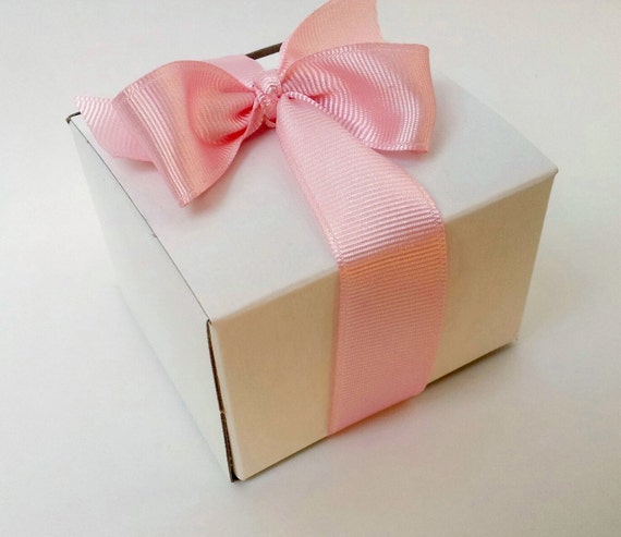 50 Custom Wedding Favor Guest Soap Gift Box with Ribbon and Custom ...