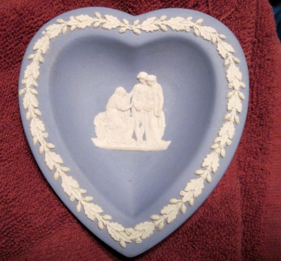 Wedgewood Heart Dish Trinket Plate Light by zoecatglitzanglamour