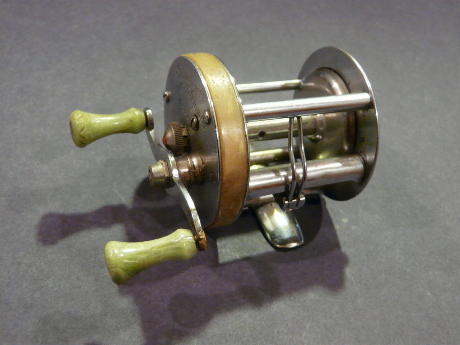 Fishing Reel Shakespeare 1958 Triumph Model GE Vintage