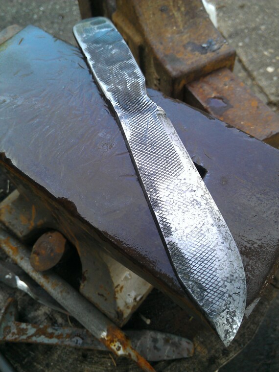 Metal file knifehand knife.