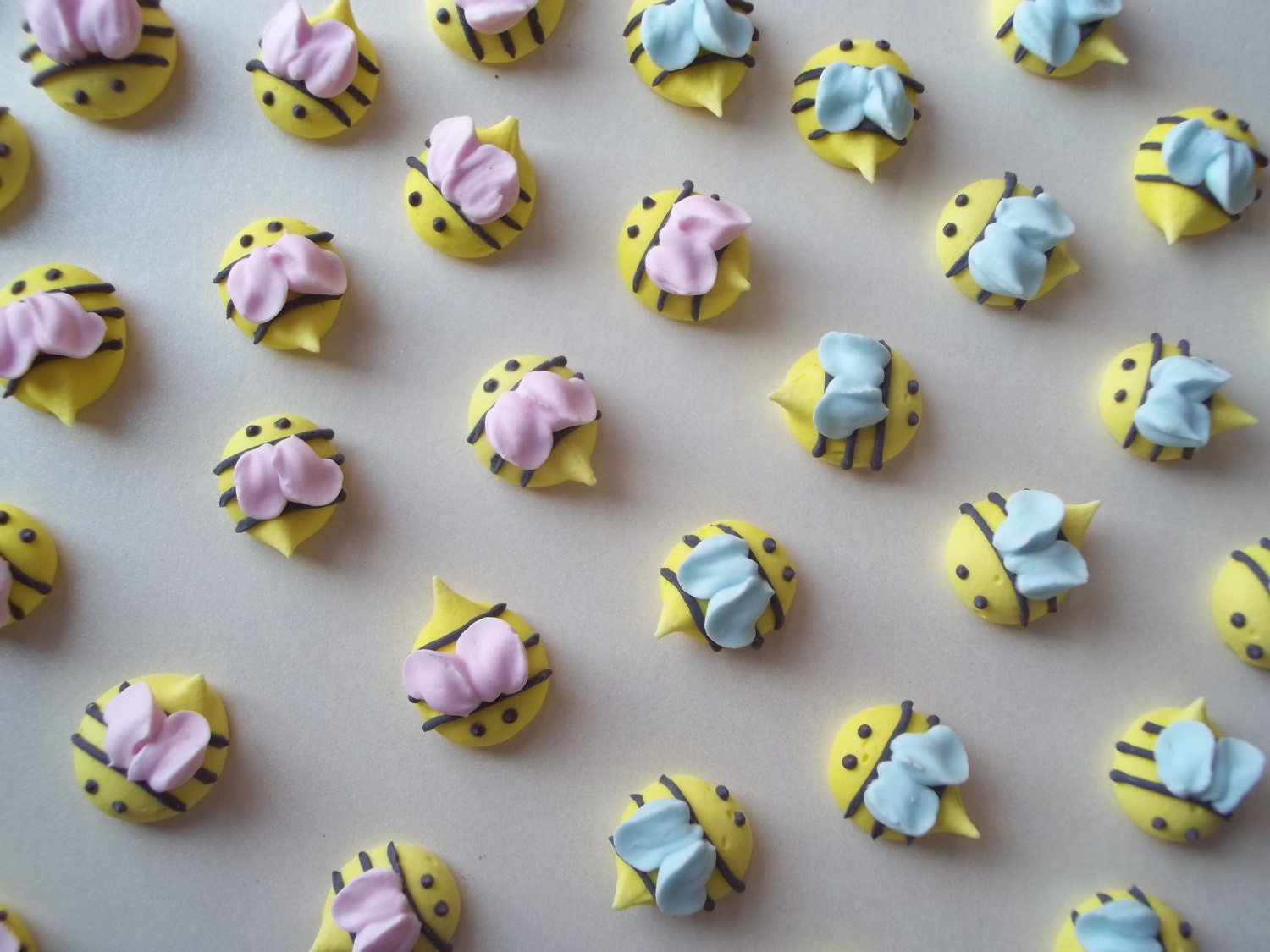Royal icing baby shower bees Handmade by SweetSarahsBoutique